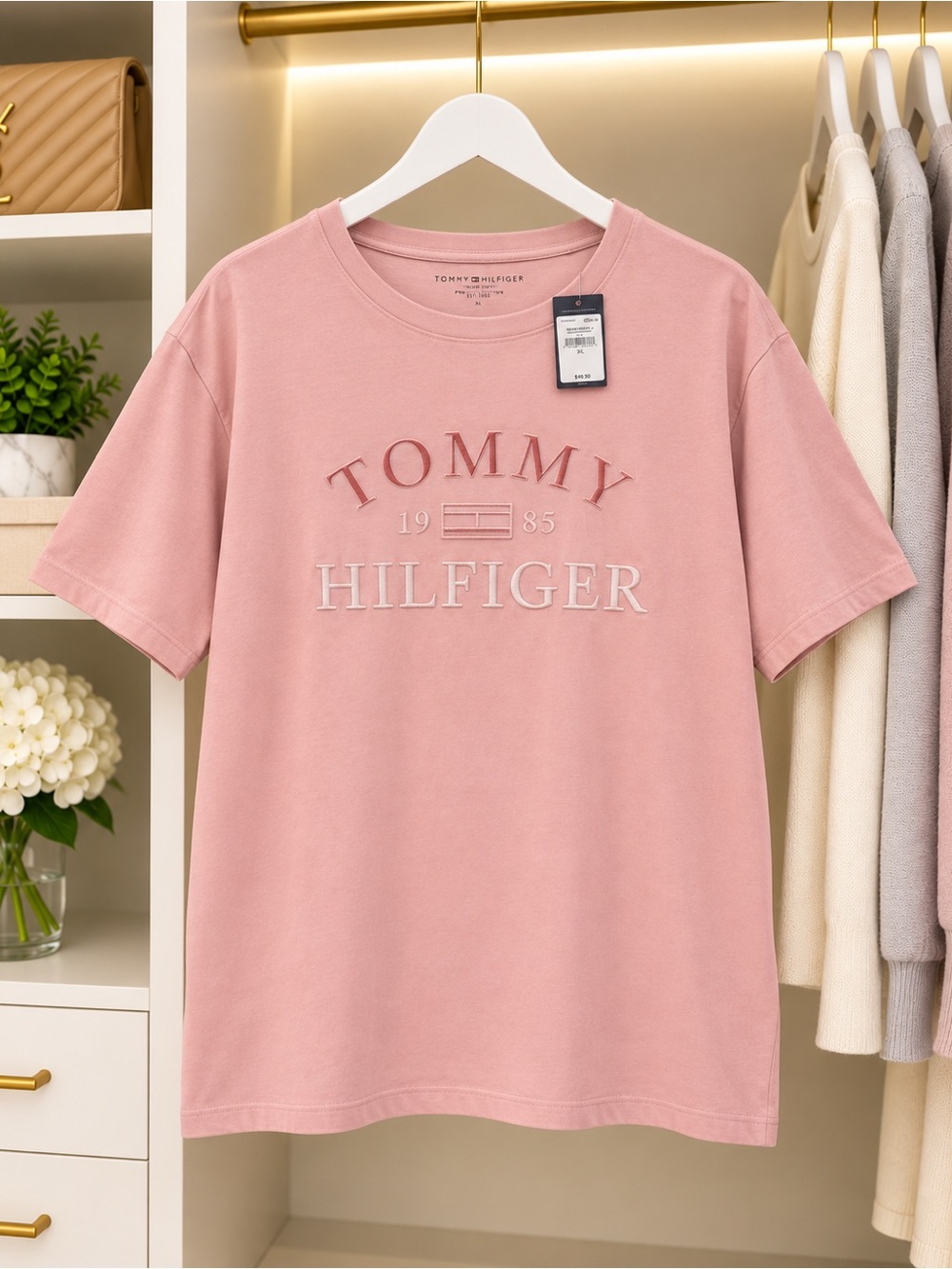 Tommy Hilfiger Men's or Women’s Dusty Pink Logo Short Sleeve Tee